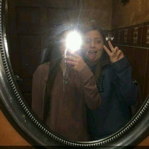 Meet your Posher, Katelyn